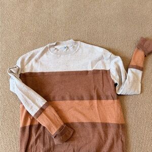 Kuhl Women's Crewneck Sweater - Cream, Brown, and Tan